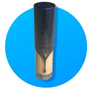 COPY - Kat Von D Lock-It Concealer Crème